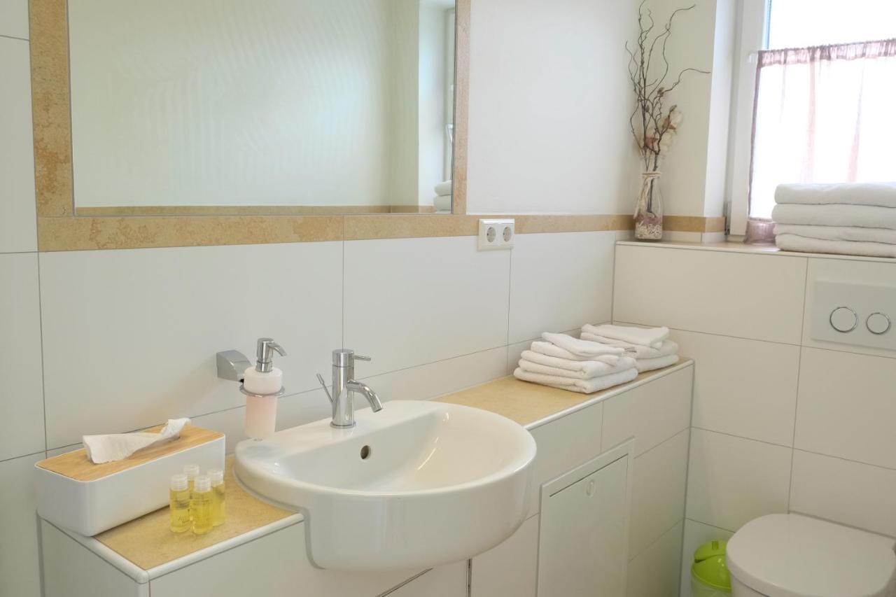 Jungingers Aparthotel Holzheim  Ngoại thất bức ảnh